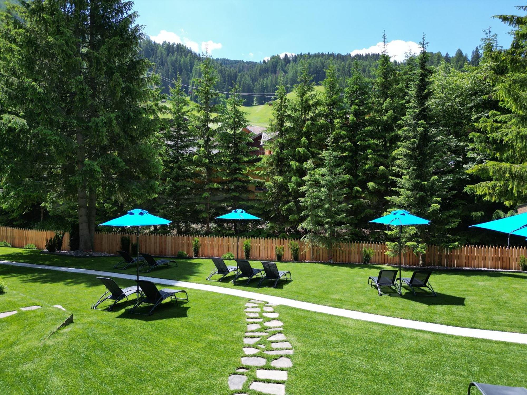 The Laurin Small & Charming Selva di Val Gardena Exterior foto